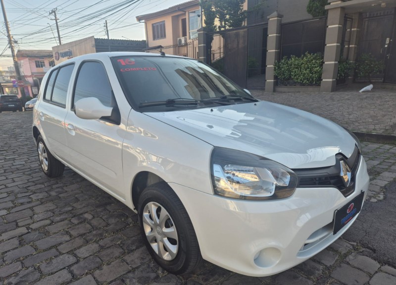 CLIO 1.0 EXPRESSION 16V FLEX 4P MANUAL - 2016 - CAXIAS DO SUL