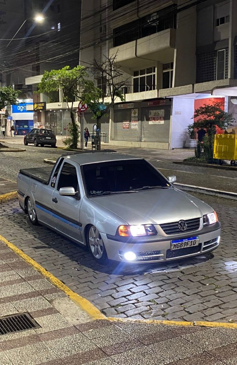 SAVEIRO 1.6 MI SUPER SURF CS 8V GASOLINA 2P MANUAL G.III - 2003 - CAXIAS DO SUL