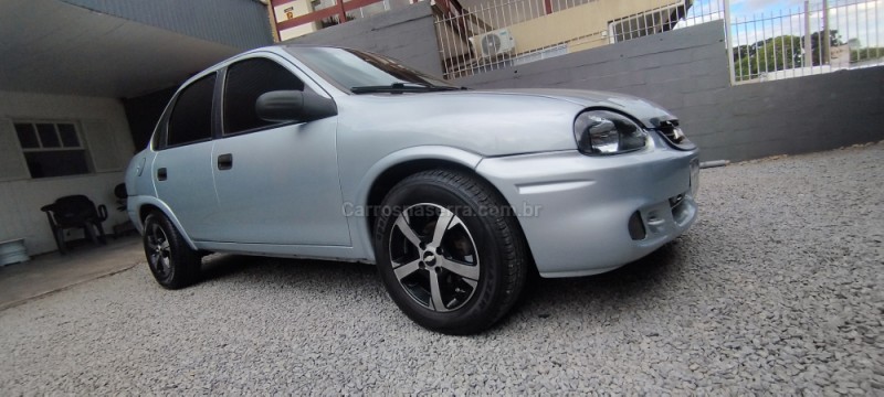 CLASSIC 1.0 MPFI VHCE 8V FLEX 4P MANUAL - 2010 - FARROUPILHA