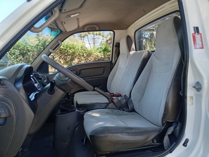 HR 2.5 LONGO BAÚ 4X2 16V 130CV TURBO INTERCOOLER DIESEL 2P MANUAL - 2010 - FARROUPILHA