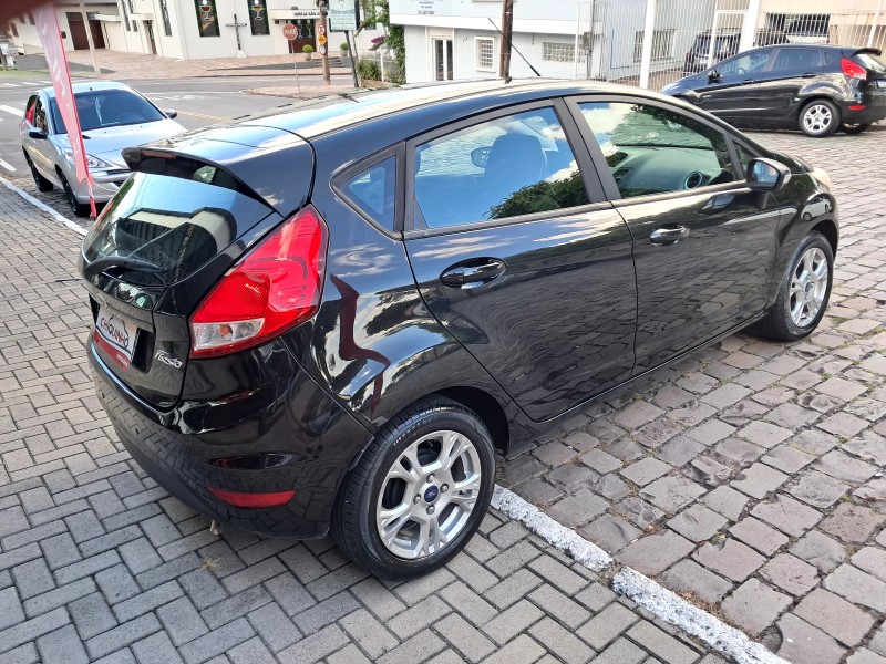 FIESTA 1.6 SE HATCH 16V FLEX 4P AUTOMÁTICO - 2014 - CAXIAS DO SUL
