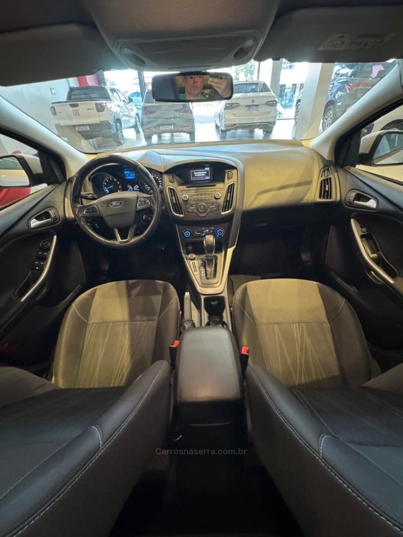 FOCUS 2.0 SE PLUS FASTBACK 16V FLEX 4P AUTOMÁTICO - 2018 - ERECHIM