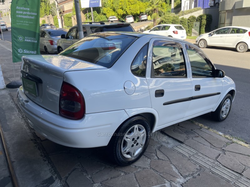 CORSA 1.0 MPFI CLASSIC SEDAN 8V GASOLINA 4P MANUAL - 2001 - BENTO GONçALVES