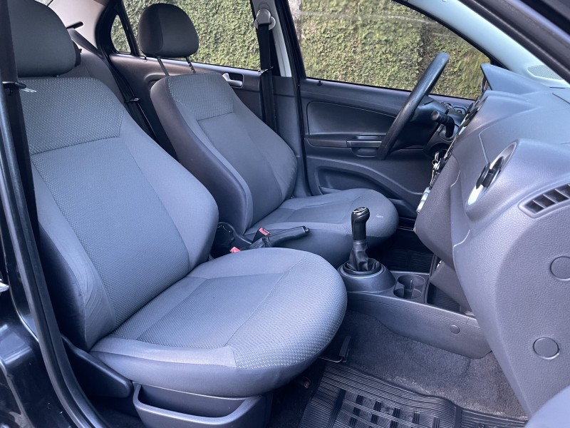 VOYAGE 1.6 MI TREND 8V FLEX 4P MANUAL - 2012 - CAXIAS DO SUL