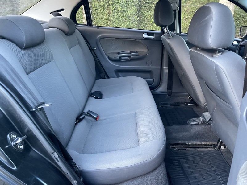 VOYAGE 1.6 MI TREND 8V FLEX 4P MANUAL - 2012 - CAXIAS DO SUL