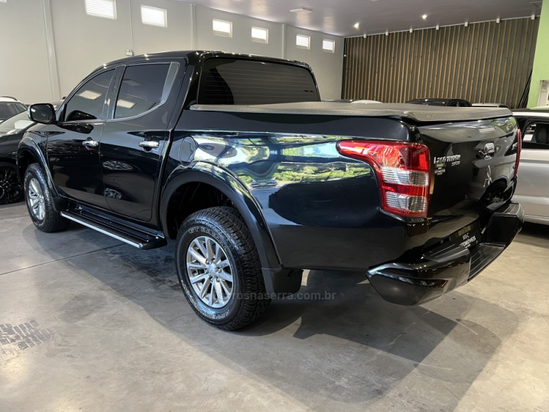 L200 TRITON 2.4 HPE-S SPORT 4X4 CD 16V DIESEL 4P AUTOMÁTICO - 2019 - CAXIAS DO SUL