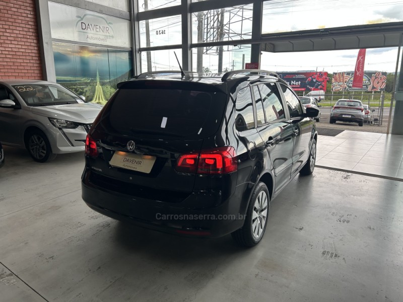 SPACEFOX 1.6 MSI TRENDLINE 8V FLEX 4P MANUAL - 2011 - TAQUARA