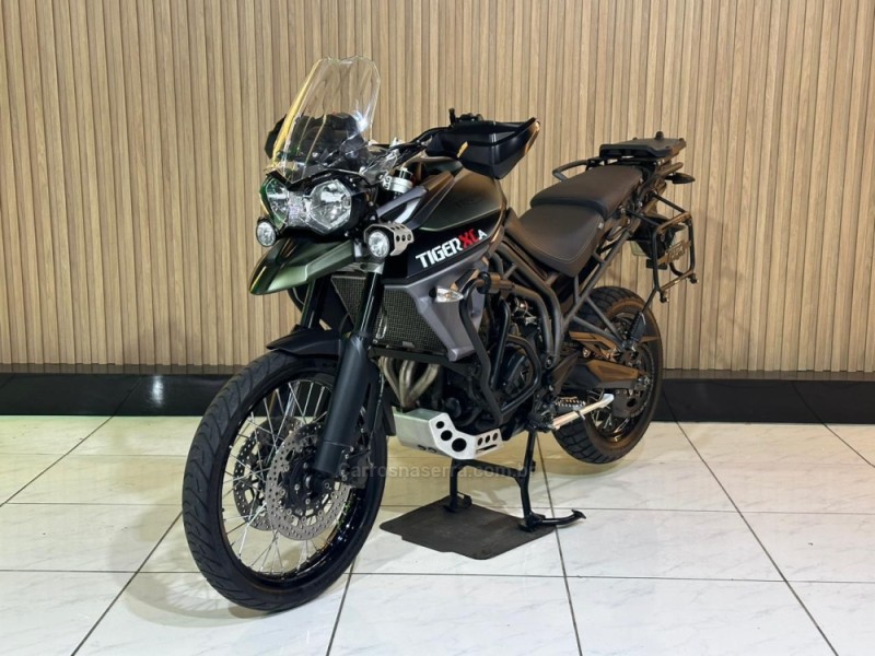 TIGER 800 XCA  - 2018 - CAMPO BOM
