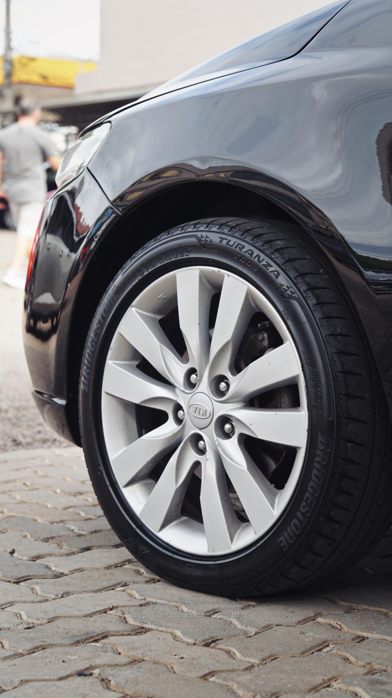 CERATO 1.6 SX3 16V GASOLINA 4P AUTOMÁTICO - 2013 - LAJEADO