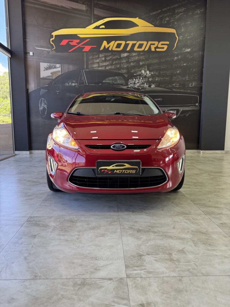 FIESTA 1.6 SE HATCH 16V FLEX 4P MANUAL - 2013 - CAXIAS DO SUL