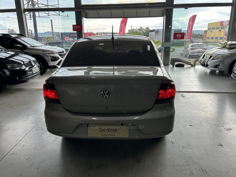 VOYAGE 1.0 MI 8V FLEX 4P MANUAL - 2012 - TAQUARA