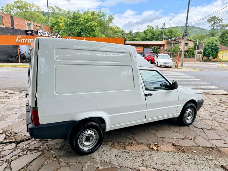 FIORINO 1.3 MPI FURGÃO 8V FLEX 2P MANUAL - 2012 - TRêS COROAS