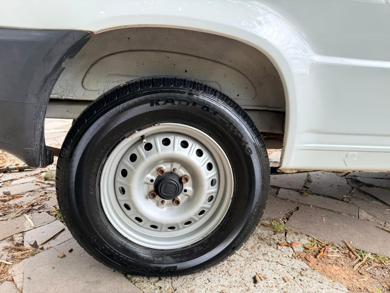 FIORINO 1.3 MPI FURGÃO 8V FLEX 2P MANUAL - 2012 - TRêS COROAS