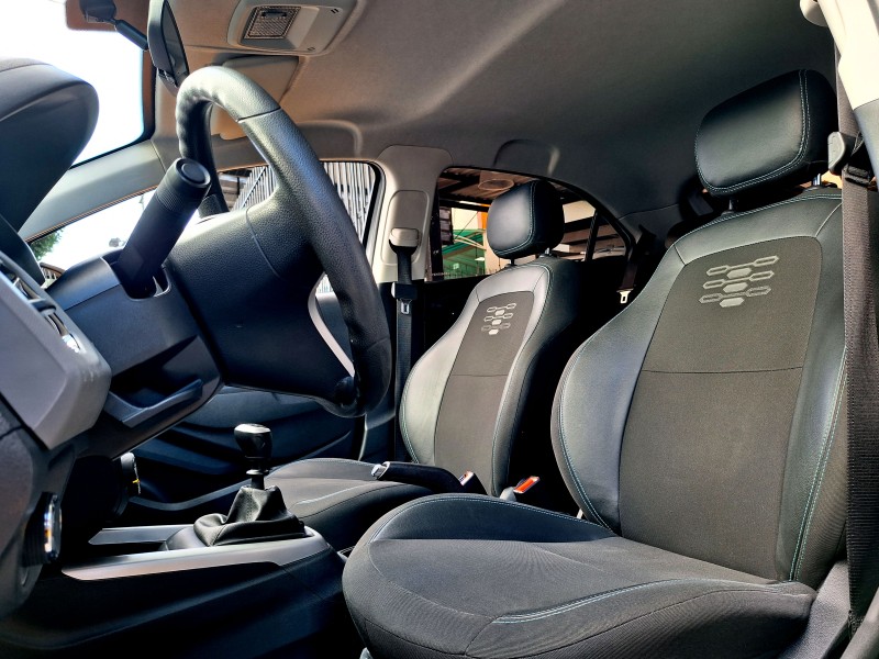 ONIX 1.4 MPFI LT 8V FLEX 4P MANUAL - 2019 - CAXIAS DO SUL