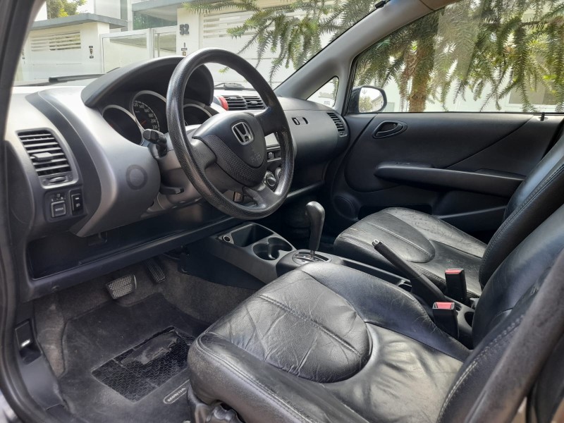 FIT 1.4 LXL 8V GASOLINA 4P AUTOMÁTICO - 2004 - FARROUPILHA