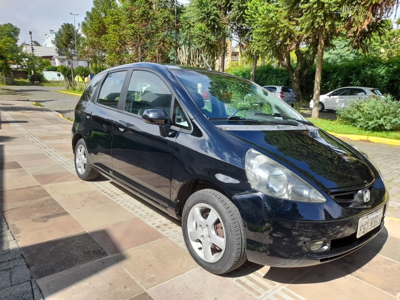 FIT 1.4 LXL 8V GASOLINA 4P AUTOMÁTICO - 2004 - FARROUPILHA