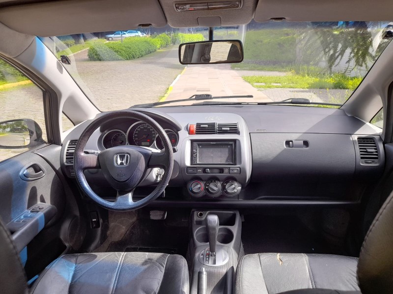 FIT 1.4 LXL 8V GASOLINA 4P AUTOMÁTICO - 2004 - FARROUPILHA