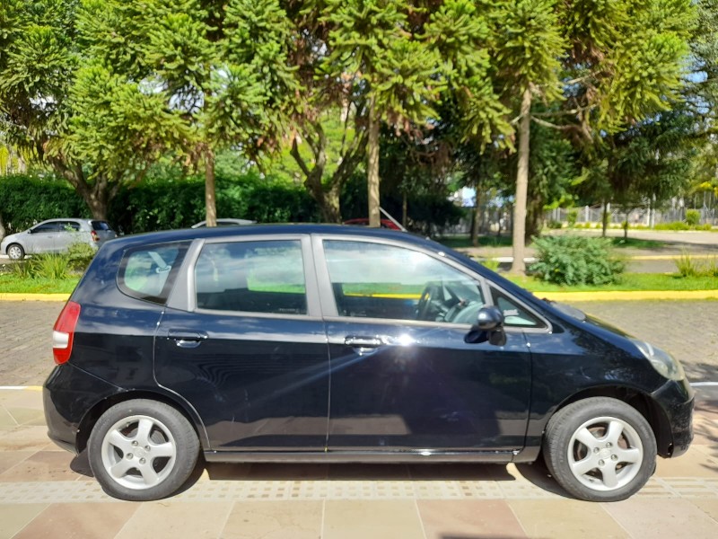 FIT 1.4 LXL 8V GASOLINA 4P AUTOMÁTICO - 2004 - FARROUPILHA