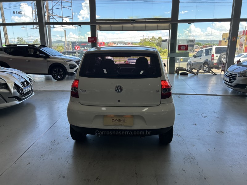 FOX 1.6 MI 8V FLEX 4P MANUAL - 2004 - TAQUARA