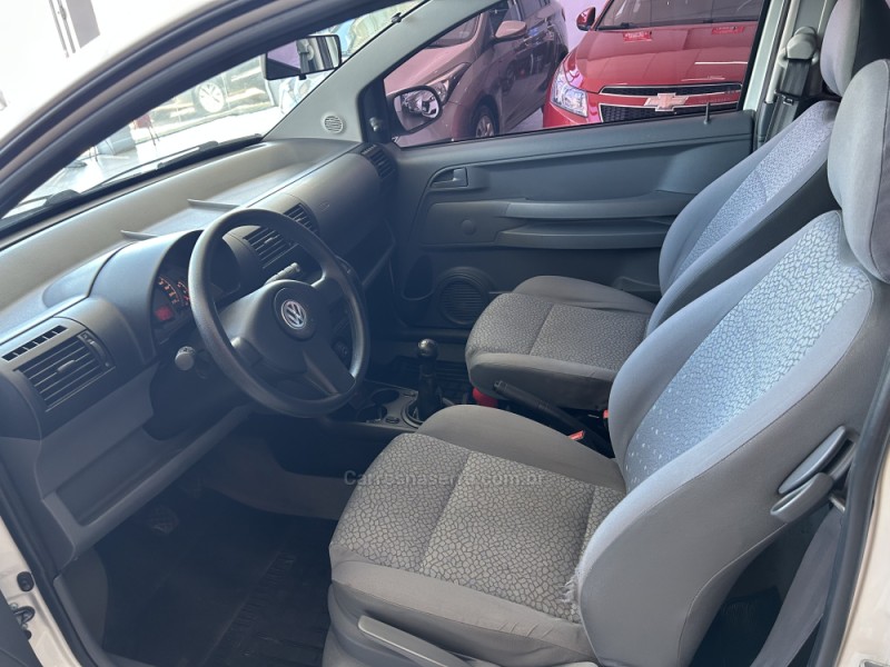 FOX 1.6 MI 8V FLEX 4P MANUAL - 2004 - TAQUARA