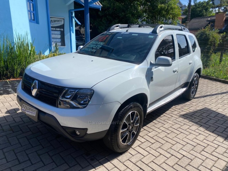 duster 2.0 dakar 4x4 16v flex 4p manual 2016 canela