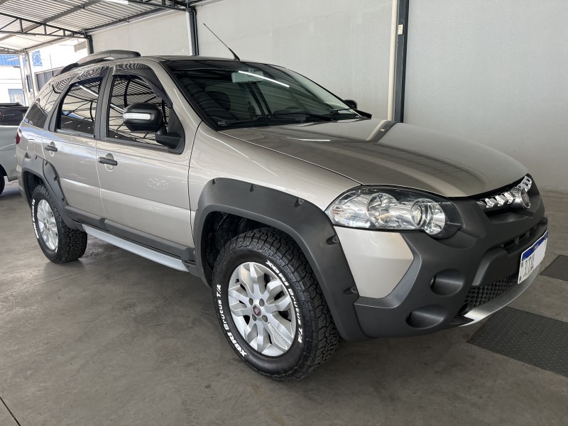 PALIO 1.8 MPI ADVENTURE LOCKER WEEKEND 16V FLEX 4P MANUAL - 2013 - CAXIAS DO SUL