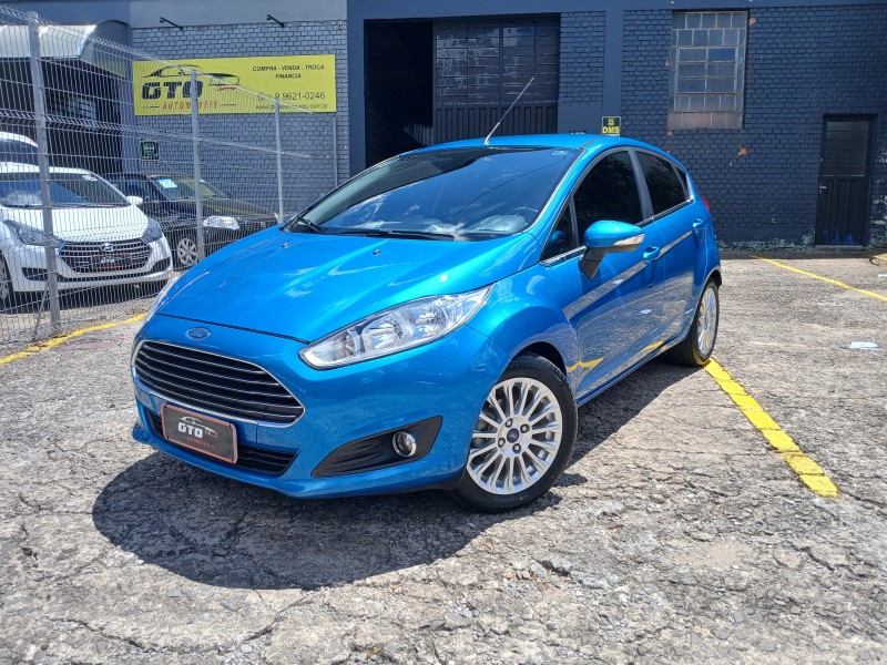 fiesta 1.6 titanium hatch 16v flex 4p automatico 2015 farroupilha