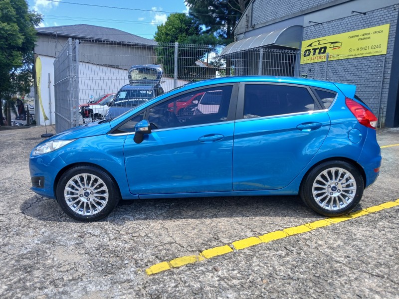 FIESTA 1.6 TITANIUM HATCH 16V FLEX 4P AUTOMÁTICO - 2015 - FARROUPILHA