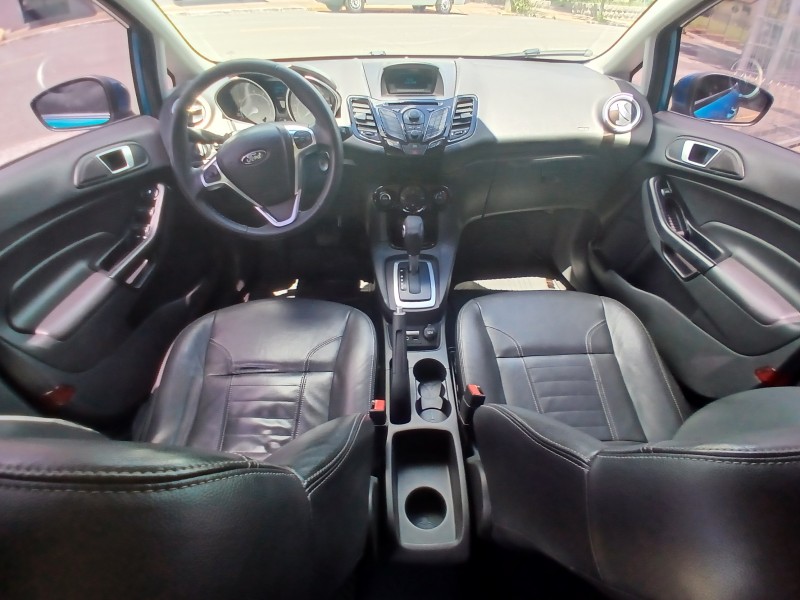 FIESTA 1.6 TITANIUM HATCH 16V FLEX 4P AUTOMÁTICO - 2015 - FARROUPILHA