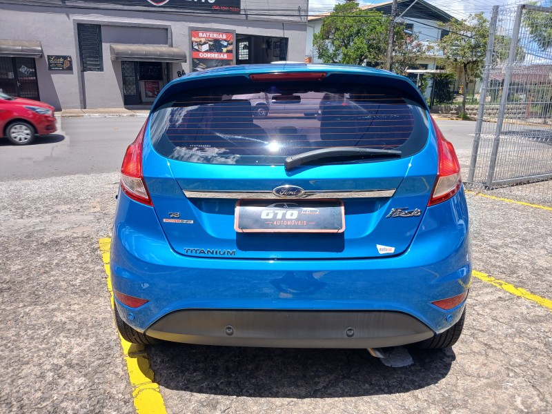 FIESTA 1.6 TITANIUM HATCH 16V FLEX 4P AUTOMÁTICO - 2015 - FARROUPILHA