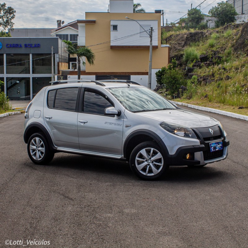SANDERO 1.6 STEPWAY 16V FLEX 4P MANUAL