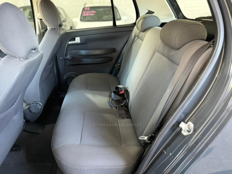 FOX 1.0 MI CITY 8V FLEX 4P MANUAL - 2009 - CAXIAS DO SUL