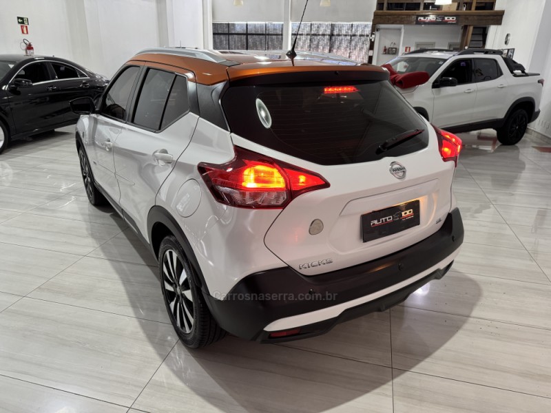 KICKS 1.6 16V FLEX RIO 2016 4P XTRONIC - 2017 - CAXIAS DO SUL