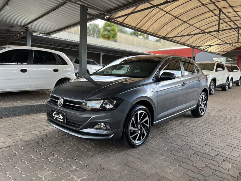 polo 1.0	200 tsi highline automatico  2022 bom principio