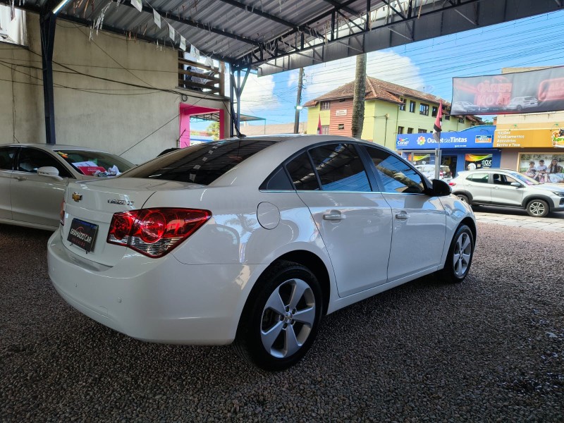 CRUZE 1.8 LT 16V FLEX 4P AUTOMÁTICO - 2014 - CANELA