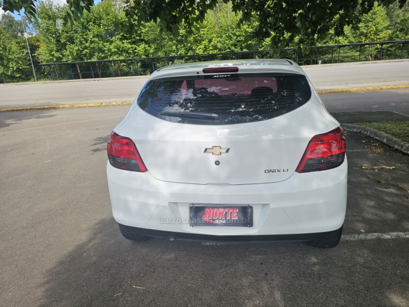 ONIX 1.0 LT 12V FLEX 4P MANUAL - 2014 - BENTO GONçALVES