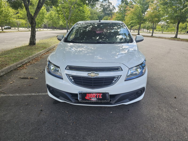 ONIX 1.0 LT 12V FLEX 4P MANUAL - 2014 - BENTO GONçALVES