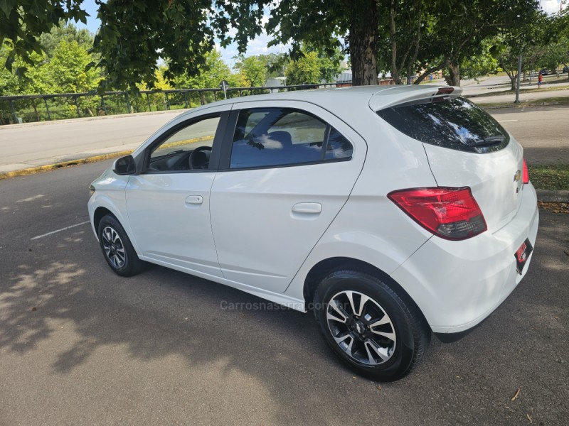 ONIX 1.0 LT 12V FLEX 4P MANUAL - 2014 - BENTO GONçALVES