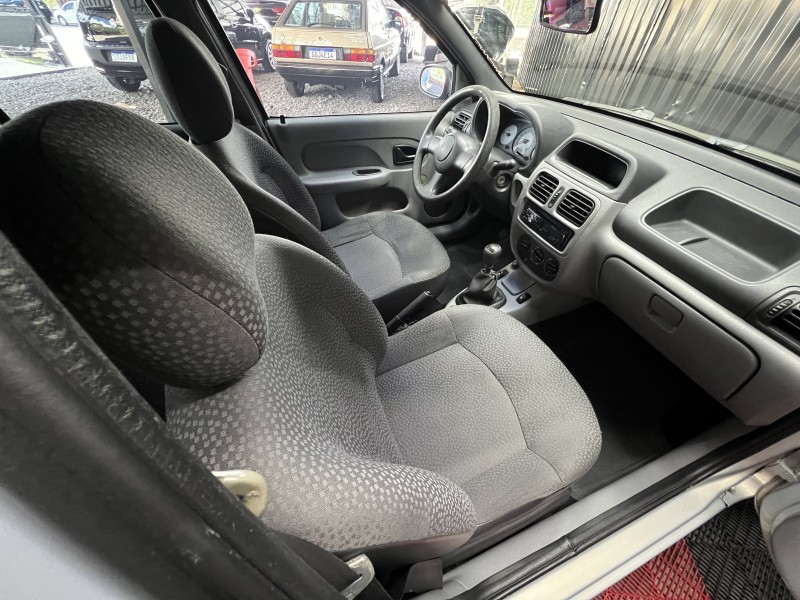 CLIO 1.0 AUTHENTIQUE 16V HI-FLEX 4P MANUAL - 2008 - CAXIAS DO SUL