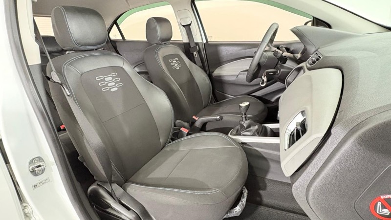 ONIX 1.4 MPFI LT 8V FLEX 4P MANUAL - 2019 - FARROUPILHA