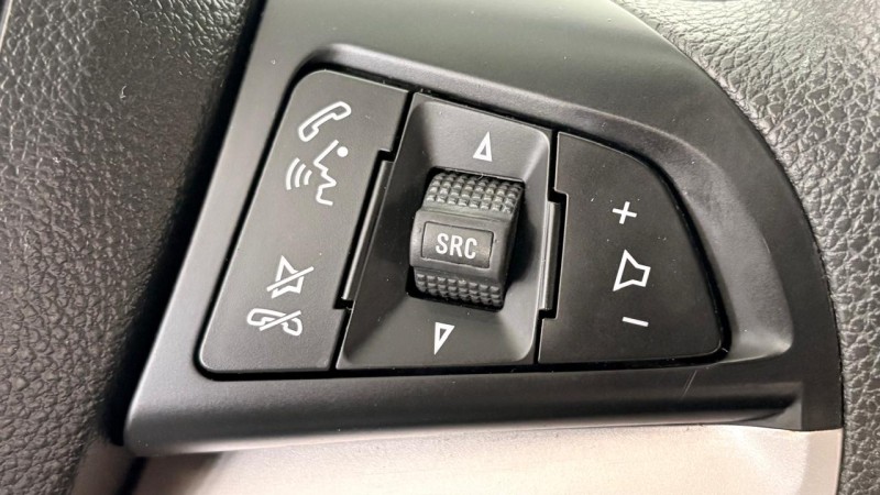 ONIX 1.4 MPFI LT 8V FLEX 4P MANUAL - 2019 - FARROUPILHA