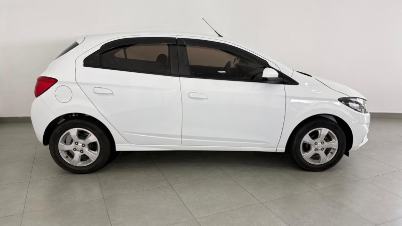 ONIX 1.4 MPFI LT 8V FLEX 4P MANUAL - 2019 - FARROUPILHA