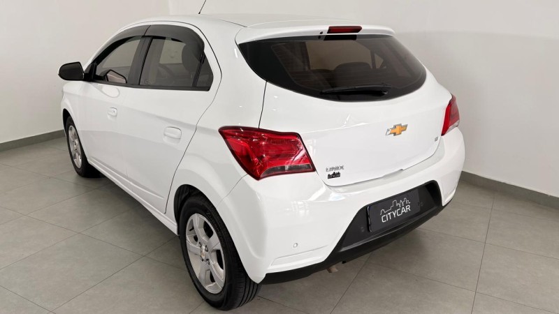 ONIX 1.4 MPFI LT 8V FLEX 4P MANUAL - 2019 - FARROUPILHA