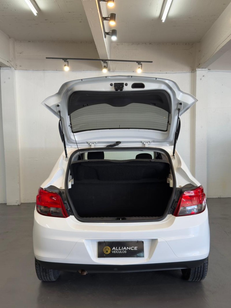 ONIX 1.4 MPFI LTZ 8V FLEX 4P MANUAL - 2016 - CAXIAS DO SUL