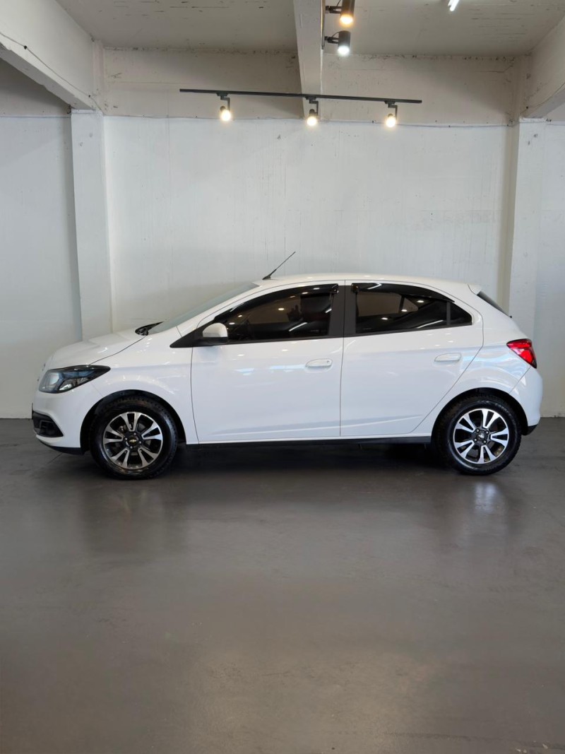 ONIX 1.4 MPFI LTZ 8V FLEX 4P MANUAL - 2016 - CAXIAS DO SUL