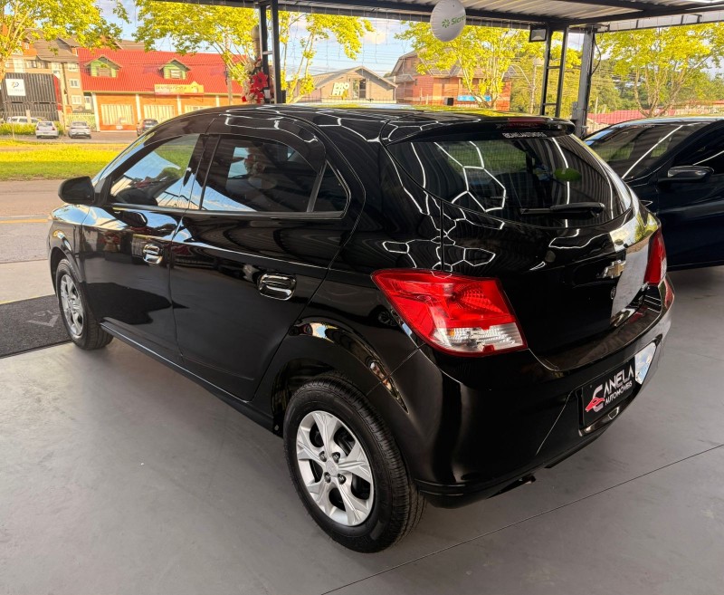 ONIX 1.0 MPFI LS 8V FLEX 4P MANUAL - 2016 - CANELA