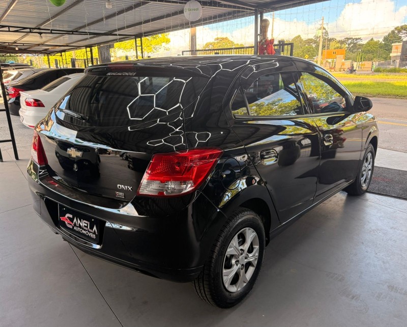 ONIX 1.0 MPFI LS 8V FLEX 4P MANUAL - 2016 - CANELA