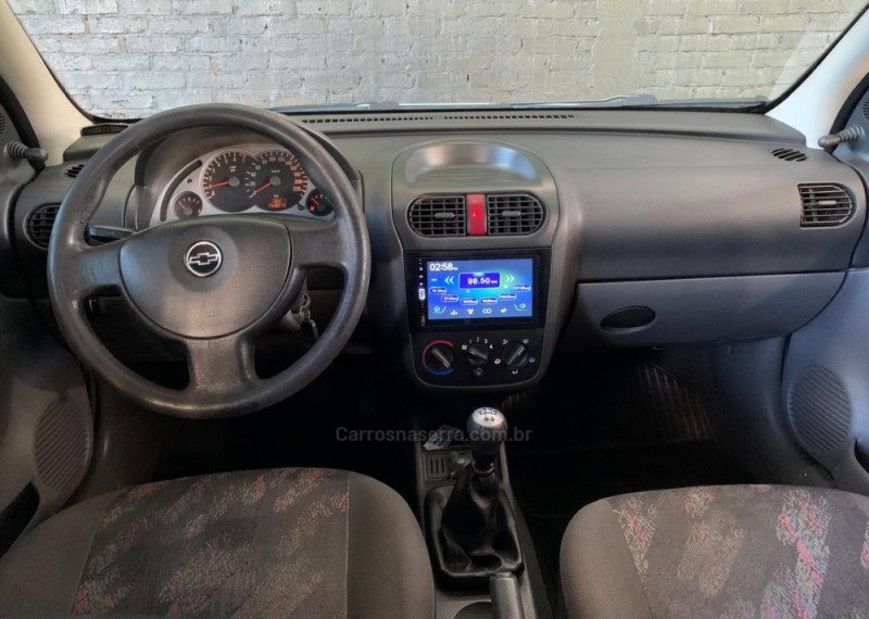 CORSA 1.0 MPFI JOY 8V FLEX 4P MANUAL - 2004 - CAXIAS DO SUL
