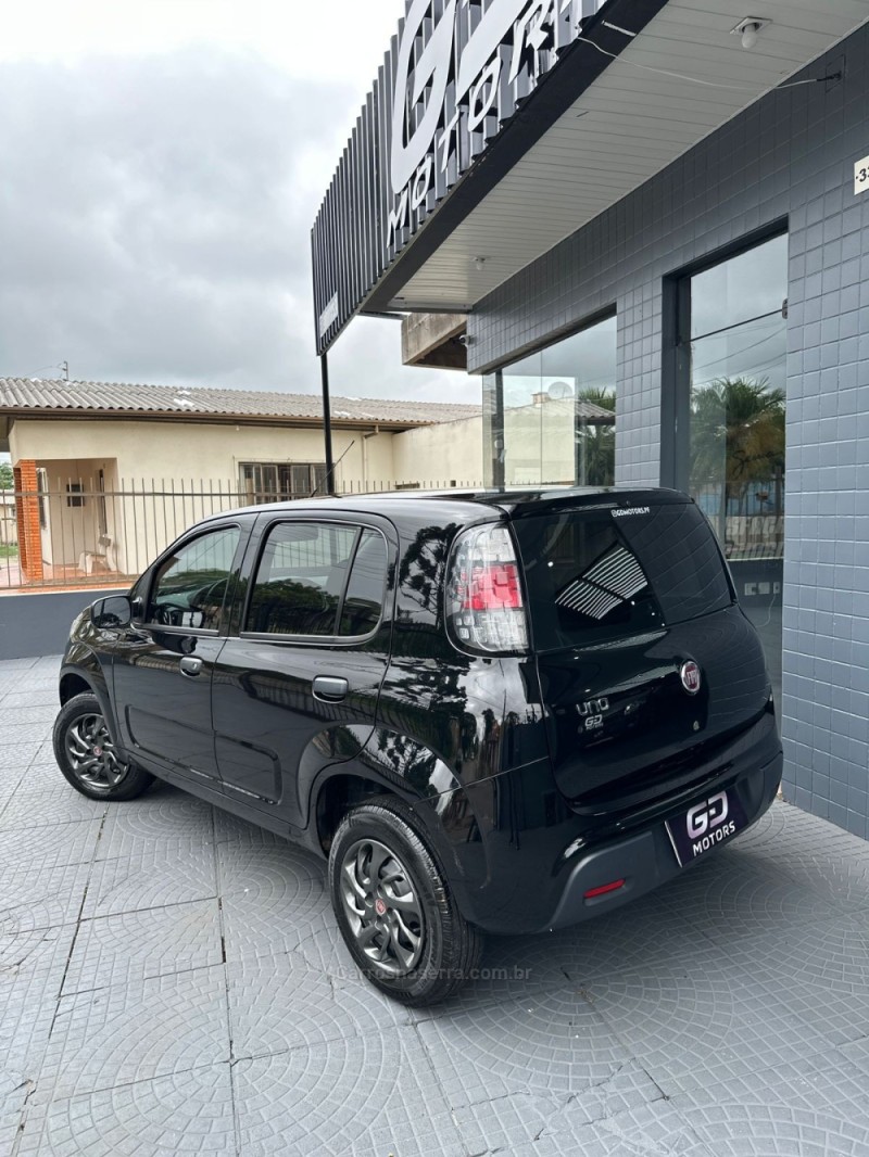 UNO 1.0 EVO ATTRACTIVE 8V FLEX 4P MANUAL - 2021 - PASSO FUNDO