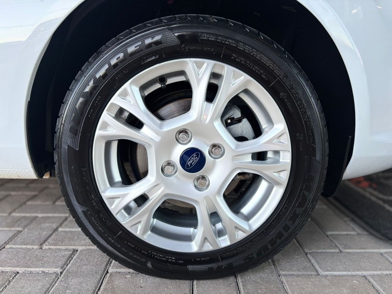 FIESTA 1.6 SE HATCH 16V FLEX 4P AUTOMÁTICO - 2014 - CAXIAS DO SUL